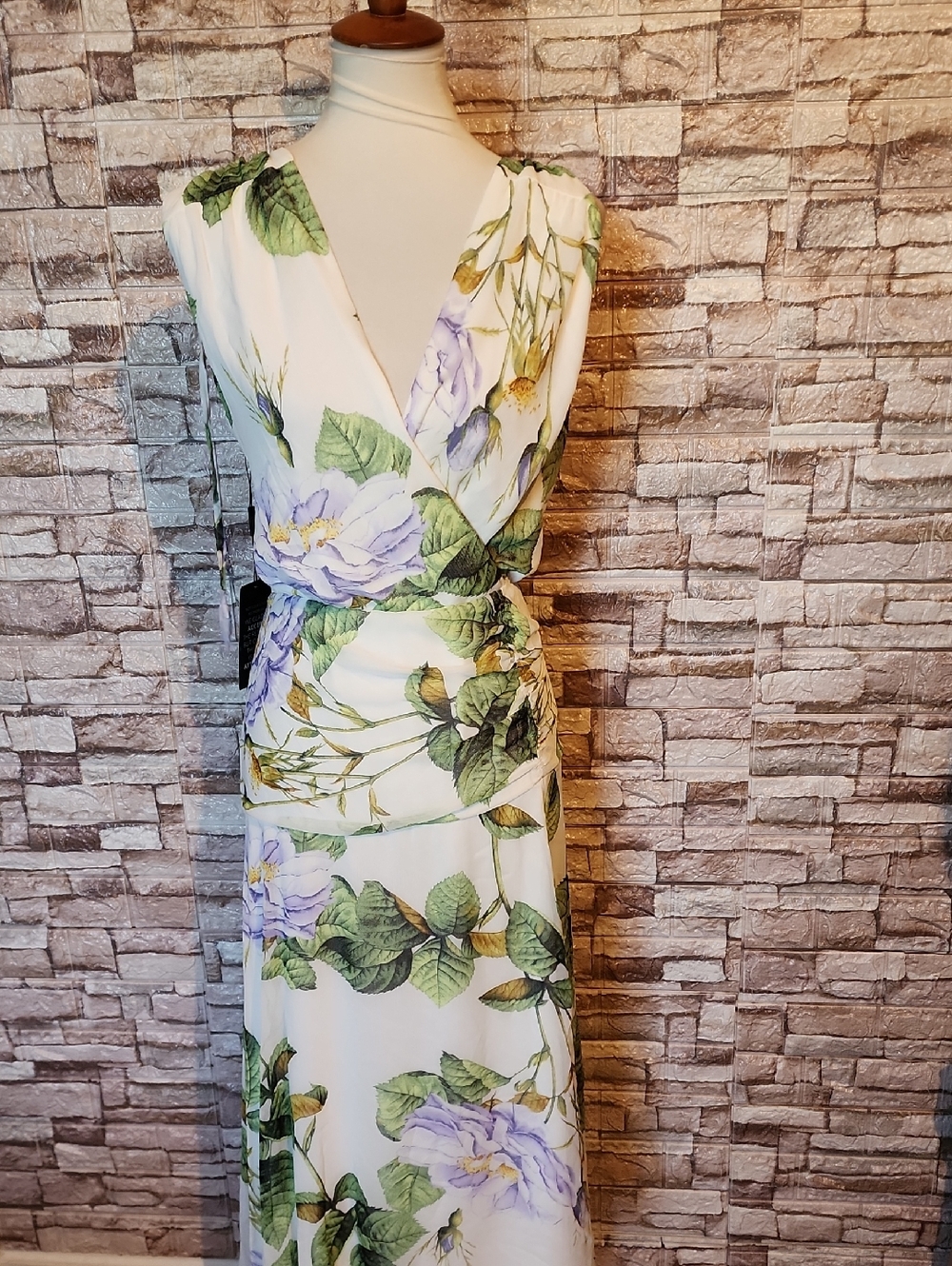 White House Black Market Forever Floral Hem Ecru Ruched Dress